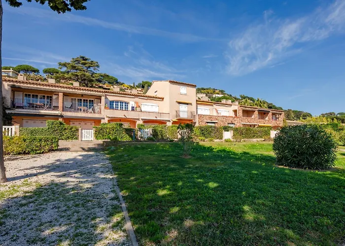 Dom wakacyjny El Cantarello-2 By Interhome Sainte-Maxime