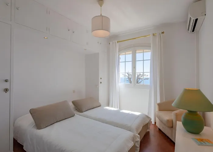 El Cantarello-2 By Interhome