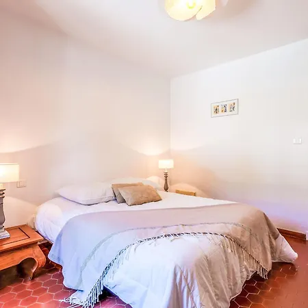 El Cantarello-2 By Interhome