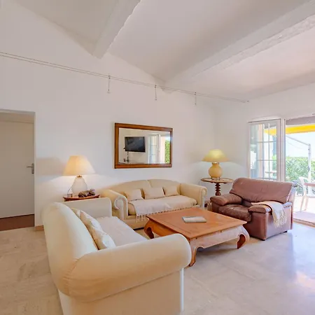 El Cantarello-2 By Interhome